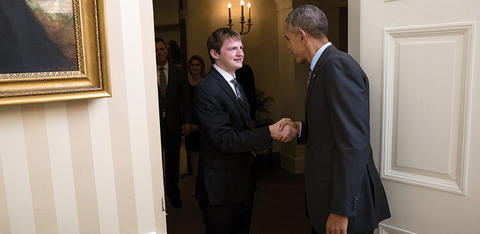 McKenna Ewen shaking hands with President Barack Obama